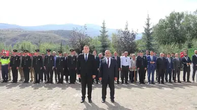 Erzurum'da 30 Ağustos Zafer Bayramı coşkuyla kutlandı, tören düzenlendi.