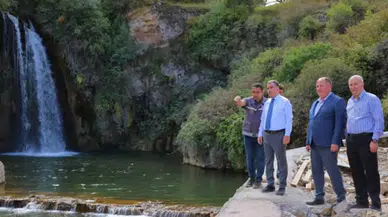 Bayburt'un Sırakayalar Şelalesi Turizme Hazırlanıyor: Vali Eldivan Çalışmaları İnceledi