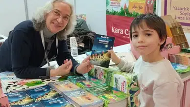 Rizeli Şair ve Yazar Hatice Kopuz’dan İstanbul TÜYAP Kitap Fuarı Değerlendirmesi