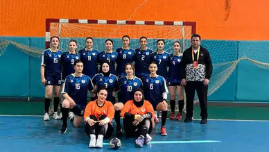 RTEÜ Kadın Hentbol Takımı Erzurum’da Farklı Kazandı