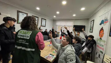 Rize Yeşilay Şubesi, Dünya Gönüllüler Günü Etkinliklerinde İMKB Lisesi Öğrencilerini Ağırladı