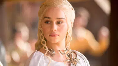 Game of Thrones’un Yıldızı Emilia Clarke: “O Sahneleri Çekerken Kaburgam Kırıldı”