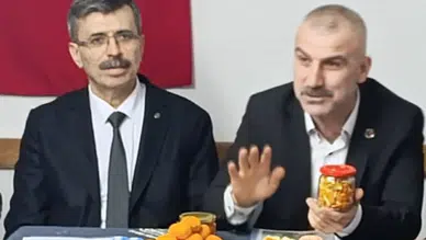 BAŞLIK YAZ  Rize’de Tarımın Geleceği Masaya Yatırıldı: Mandalina ve Çayla Üreticiye Ek Gelir Hedefi