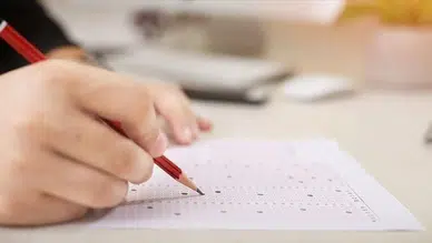LGS ve YKS'ye Geri Sayım Başladı: Uzmanlardan Öğrencilere Kritik Uyarılar!