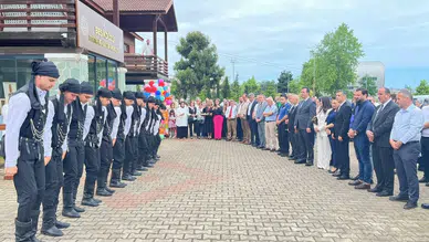 Beşikdüzü’nde Halk Eğitimi Merkezi Yıl Sonu Sergisi Büyük İlgi Gördü