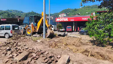 Sürmene Belediyesi İlçe Genelinde Çalışmalarını Aralıksız Sürdürüyor