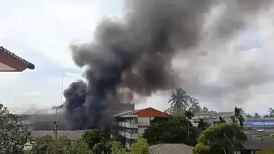 Tayland'da Karakola Bombalı Saldırı Gerçekleşti: Güvenlik Kameraları Olay Anını Yakalandı!