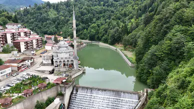 Rize Hemşin'de Taşkın Kontrol Yatırımları Yerinde İncelendi