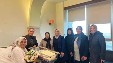 AK Parti Erzurum Kadın Kolları Başkanı’na Hastanede Ziyaret