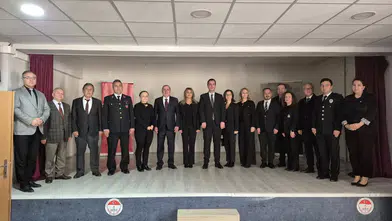 Beşikdüzü’nde 10 Kasım Atatürk’ü Anma Programı Düzenlendi