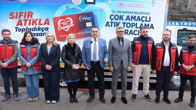 Ortahisar Belediyesi’nden Çevreye Katkı: Mobil Sıfır Atık Aracı Hizmete Alındı