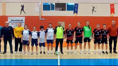 Hopa’da Gençler Kız Futsal İlçe Birinciliği Büyük Heyecana Sahne Oldu