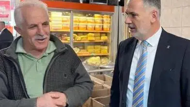 AK Parti Yakutiye Teşkilatı Pelit Meydanı’nda Esnaf ve Vatandaşlarla Buluştu