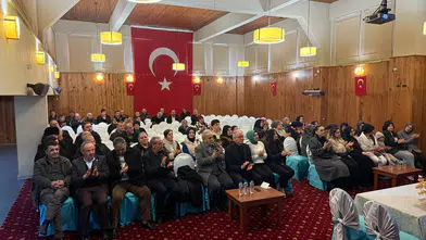 AK Parti Kadın Kolları, Tonya'da bağımlılıkla mücadele eğitim programı düzenledi.