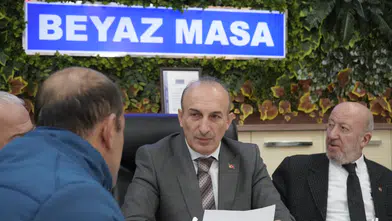 Erzurum Büyükşehir Belediyesi Halk Günü’nde Vatandaş Talepleri Dinlendi