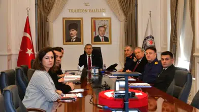 Trabzon’da Düzensiz Göçle Mücadele Toplantısı Vali Şahin Başkanlığında Yapıldı