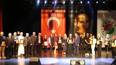 Antalya'da Başarılar Onurlandırıldı: Unutulmaz Geceye Büyük İlgi!