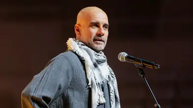 Guardiola'dan Leeds Taraftarlarına Sert Uyarı: Farklılıklara ve İnançlara Saygı Gösterin