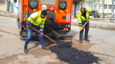 Bayburt Belediyesi’nden Kapsamlı Hizmet Atağı: Yol, Temizlik ve Durak Bakımı