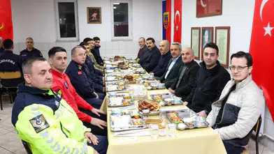 Rize Valisi Baydaş, Jandarma Personeliyle Sahurda Buluştu