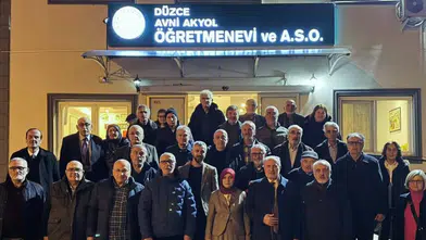 Düzce Milli Eğitim Müdürü Özer Maarifin Çınarları ile iftarda buluştu