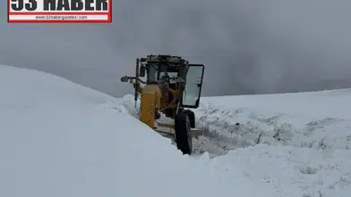 Erzurum'da Kırsal Ulaşımı Güçlendiren Kar Mücadelesi Başlatıldı