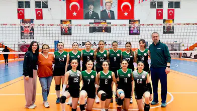 Artvinli sporcular, Kars'taki şampiyonaya galibiyetle başladı!