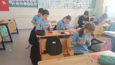 Bayburt'ta Miniklerden Rengarenk Sınıf Süsleme Etkinliği Gerçekleşti