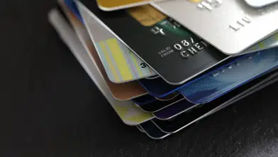 Kredi kartı kullanan herkesi ilgilendiriyor! Limit düzenlemesi askıya alınıyor