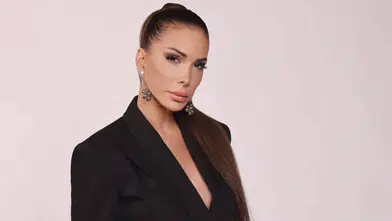 Tuğba Özerk Yaz İçin Hazırlıklarını Tamamladı: Yeni Şarkısı Serseri Serseri ile Dijital Dünyada Fırtına Estirecek!