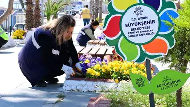 Aydın'ın Altınkum Plajı, Yaz Sezonuna Çiçeklerle Göz Kamaştırarak Giriyor!