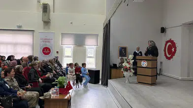 Olur’da Anne Olarak Kadın Konferansına Yoğun İlgi