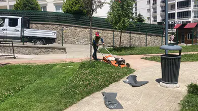 Yomra Belediyesi'nden Park ve Yeşil Alanlarda Kapsamlı Bakım Çalışması