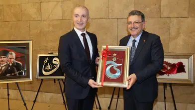 Başkan Genç’ten Hükümlülerin Sanat Sergisine Destek
