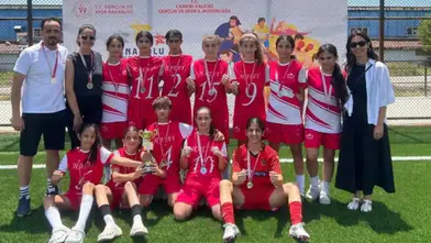 Hatay Kız Futbol Takımı, Türkiye Şampiyonası'na Adım Attı!
