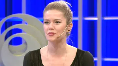 Burcu Biricik Ekranlara Geri Dönüş Yaptı: Anne Olduktan Sonra Setlere Ara Vermişti!