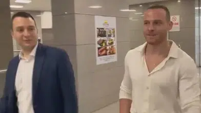 Kerem Bürsin: Ahbap Derneği’ne Destek Verdim, Ben de Zor Süreçten Geçiyorum!