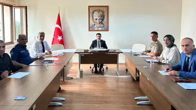 Pasinler'de Sokak Hayvanları İçin Koordinasyon Toplantısı: Alınacak Tedbirler Masaya Yatırıldı