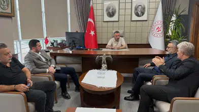 Fındıklı'da Gençlik ve Spor Yatırımları Değerlendirildi: Yeni Projeler İçin Ortak Çalışma Vurgusu