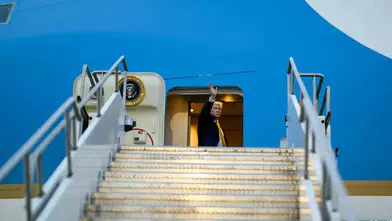 Trump'ın Air Force One İmajı: Türkiye'den Gizli Kamyonla Dönüş Gerçeği Ortaya Çıktı!