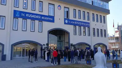 Kuşadası'nda Belediye Operasyonu: 16 Şahıs Adli Makamlara İntikal Etti