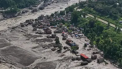 Nepal'deki sel felaketinde bilanço ağırlaşıyor