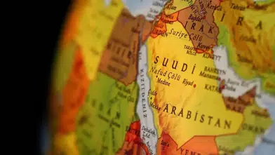 Bölgede füze ve İHA alarmı! Suudi Arabistan'da acil durum uyarısı