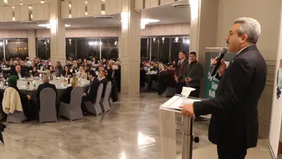 Rize Valisi İhsan Selim Baydaş ve Rize Belediye Başkanı Rahmi Metin Öğretmenlerle Buluştu