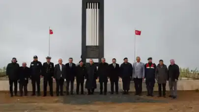 Vali Baydaş'dan Fındıklı'da Yapımı Devam Eden Orta Bayırsırtı Şehitliği Anıtına Ziyaret