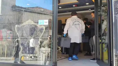 Bu Otelde Neler Oluyor? Zehirlenme Şüphesi Büyüyor: Cinayet Büro Devrede, Gözaltı Sayısı 8’e Yükseldi