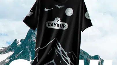 Çaykur Rizespor, Konyaspor Maçına Kaçkar Motifli Siyah Forma ile Çıkıyor