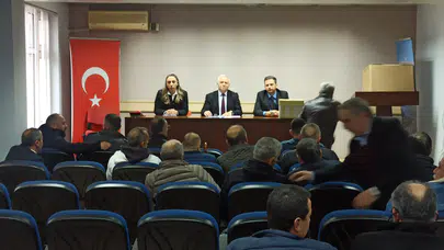 Beşikdüzü'nde muhtarlara kokarca ile mücadeleye yönelik bilgilendirme toplantısı yapıldı