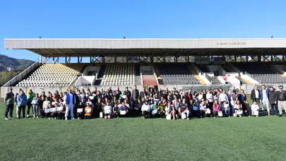 Arhavi'de Çocuklar İçin Futbol Şenliği Coşkusu Yaşandı