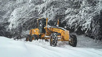 Kar Rize’de Yüksek Kesimleri Vurdu: 31 Köy Yolu Ulaşıma Kapandı